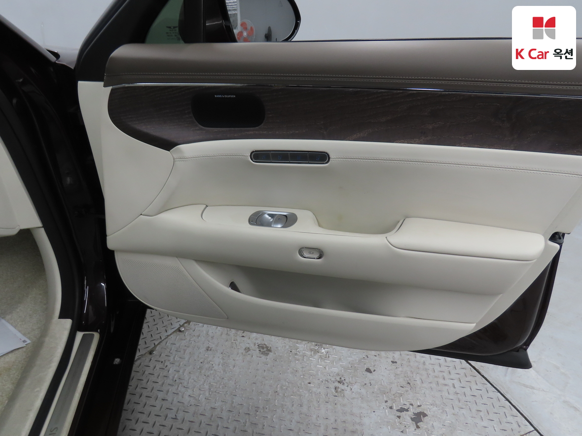 جينسس - G90 - Image 33