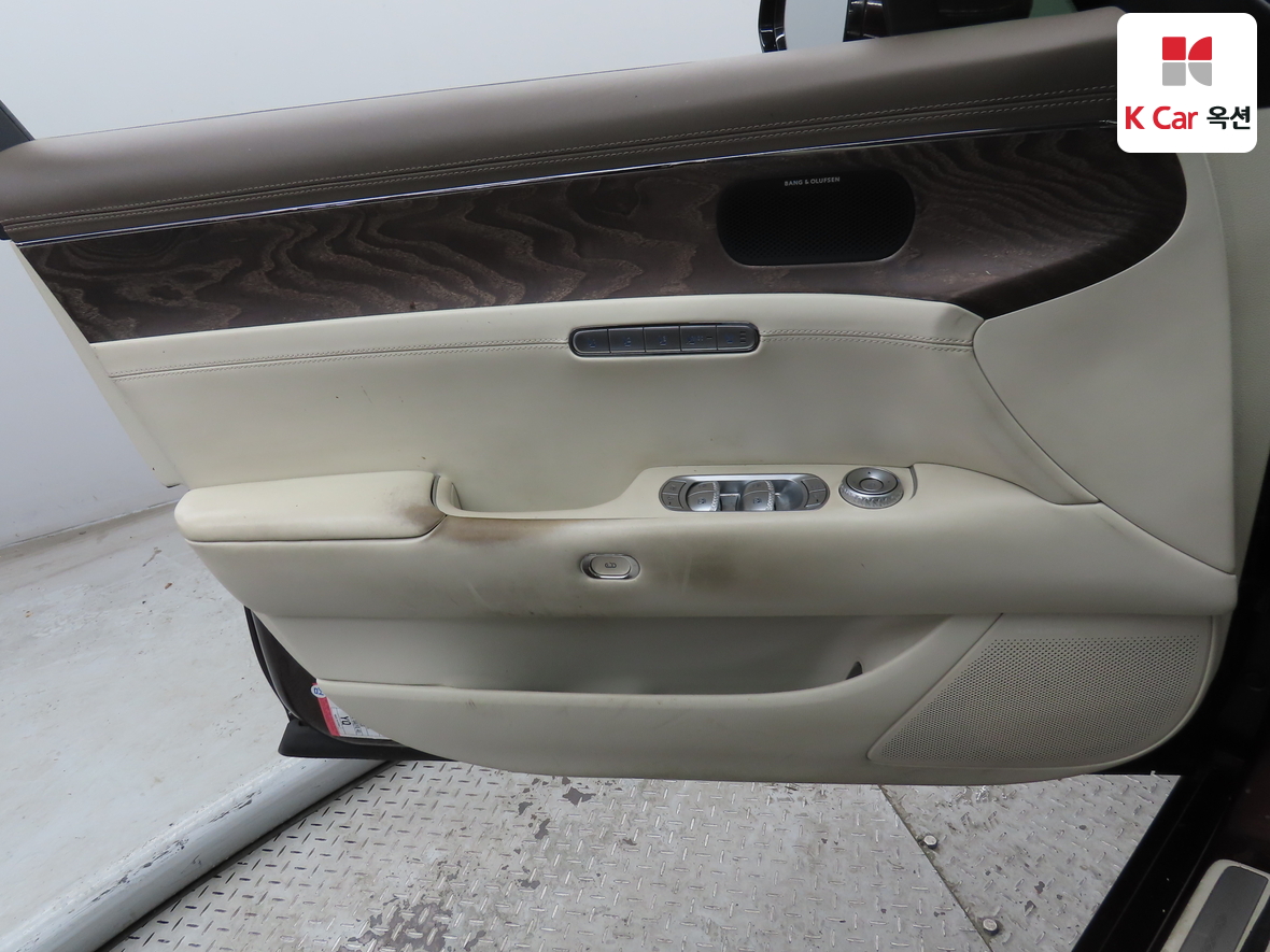 جينسس - G90 - Image 8