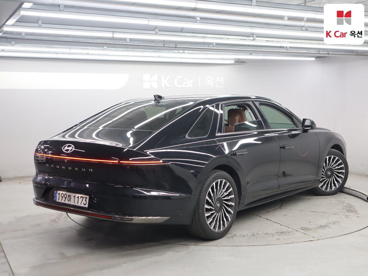 هيونداي - أزيرا - Image 2