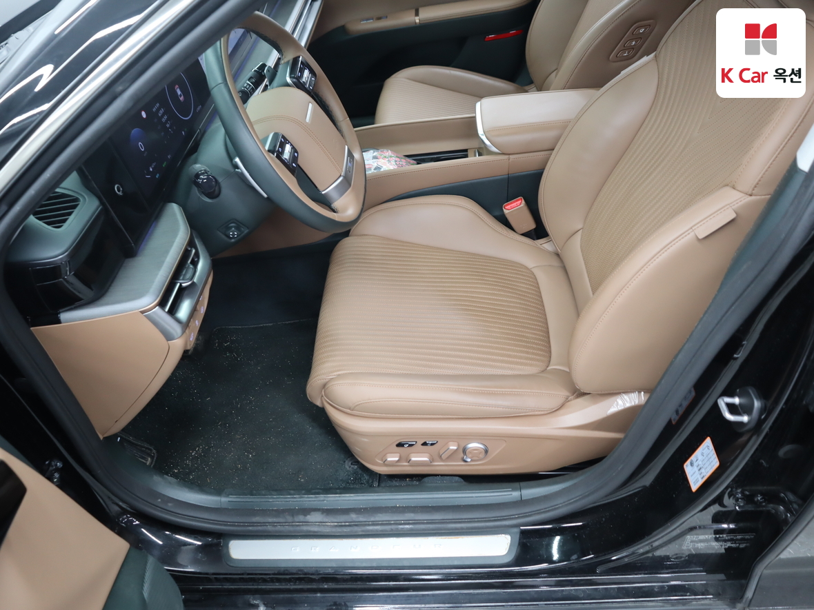 هيونداي - أزيرا - Image 18