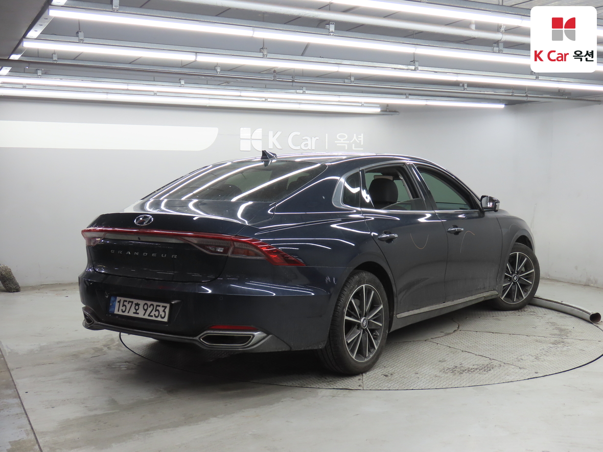 هيونداي - أزيرا - Image 2