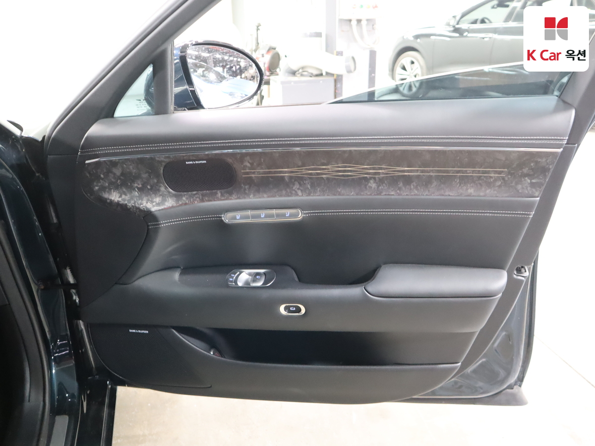 جينسس - G90 - Image 31