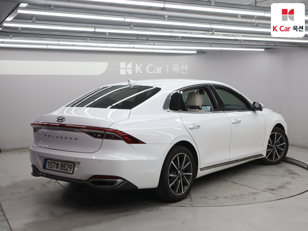 هيونداي - أزيرا - Image 2