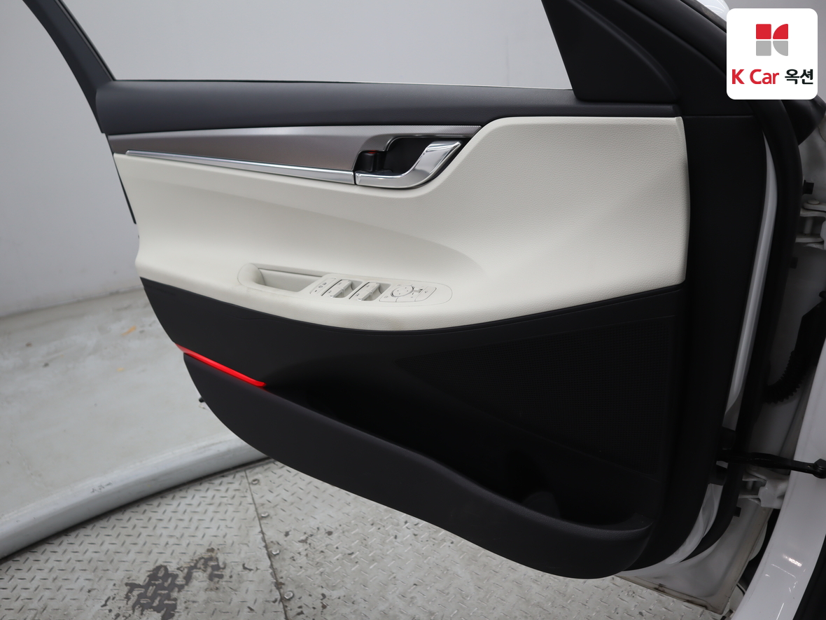 هيونداي - أزيرا - Image 8