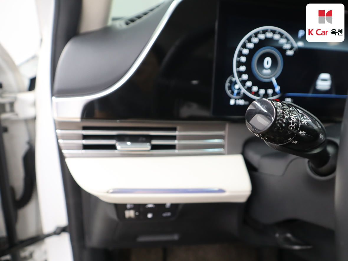 هيونداي - أزيرا - Image 9