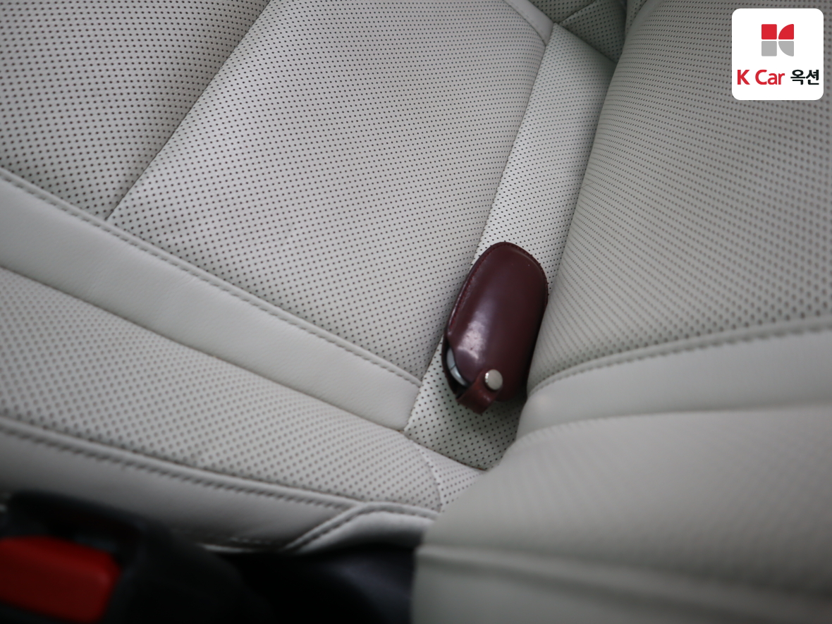 هيونداي - أزيرا - Image 17