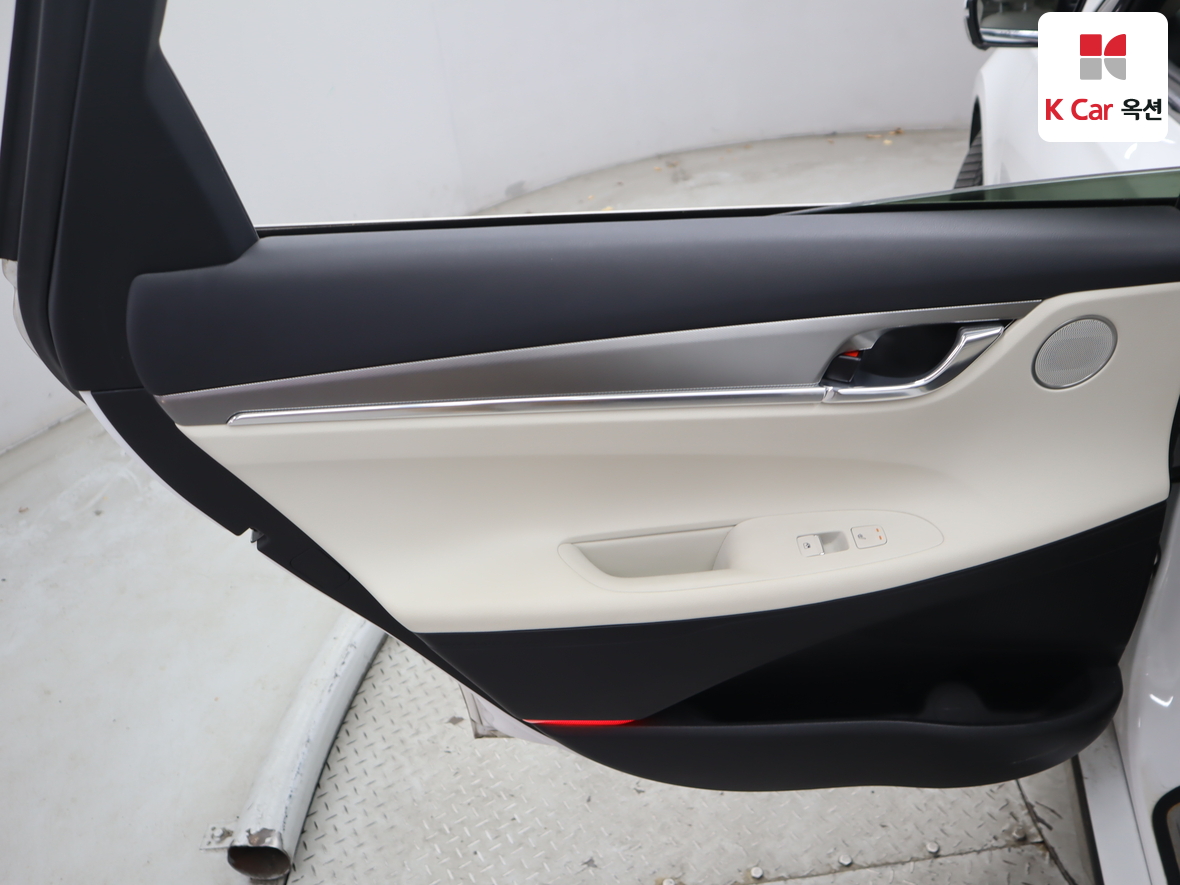 هيونداي - أزيرا - Image 21