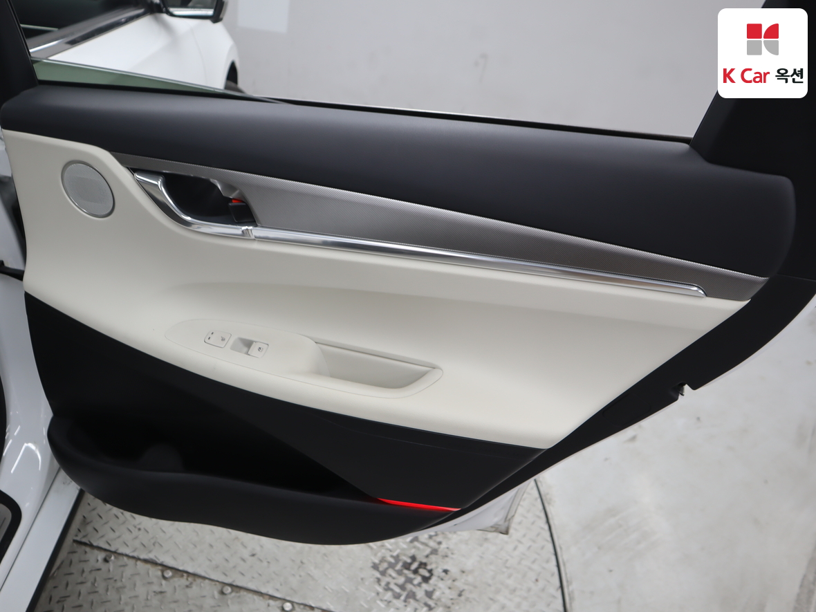 هيونداي - أزيرا - Image 26