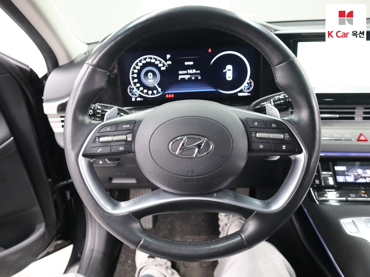 هيونداي - أزيرا - Image 10