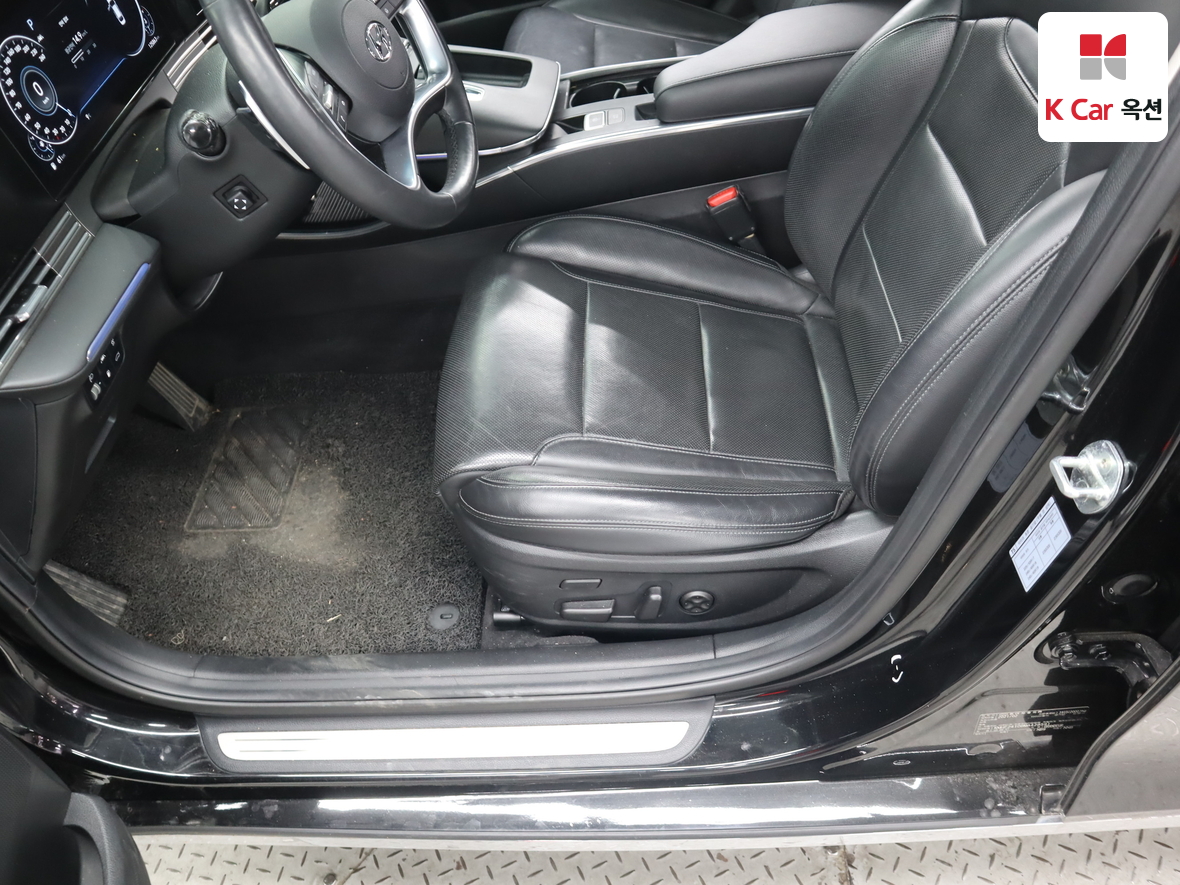 هيونداي - أزيرا - Image 19