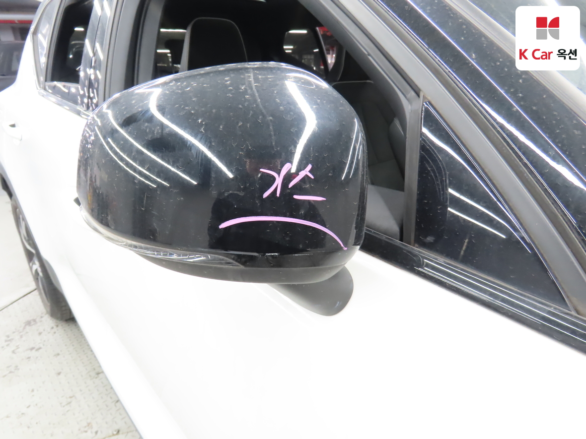 فولفو - XC40 - Image 40