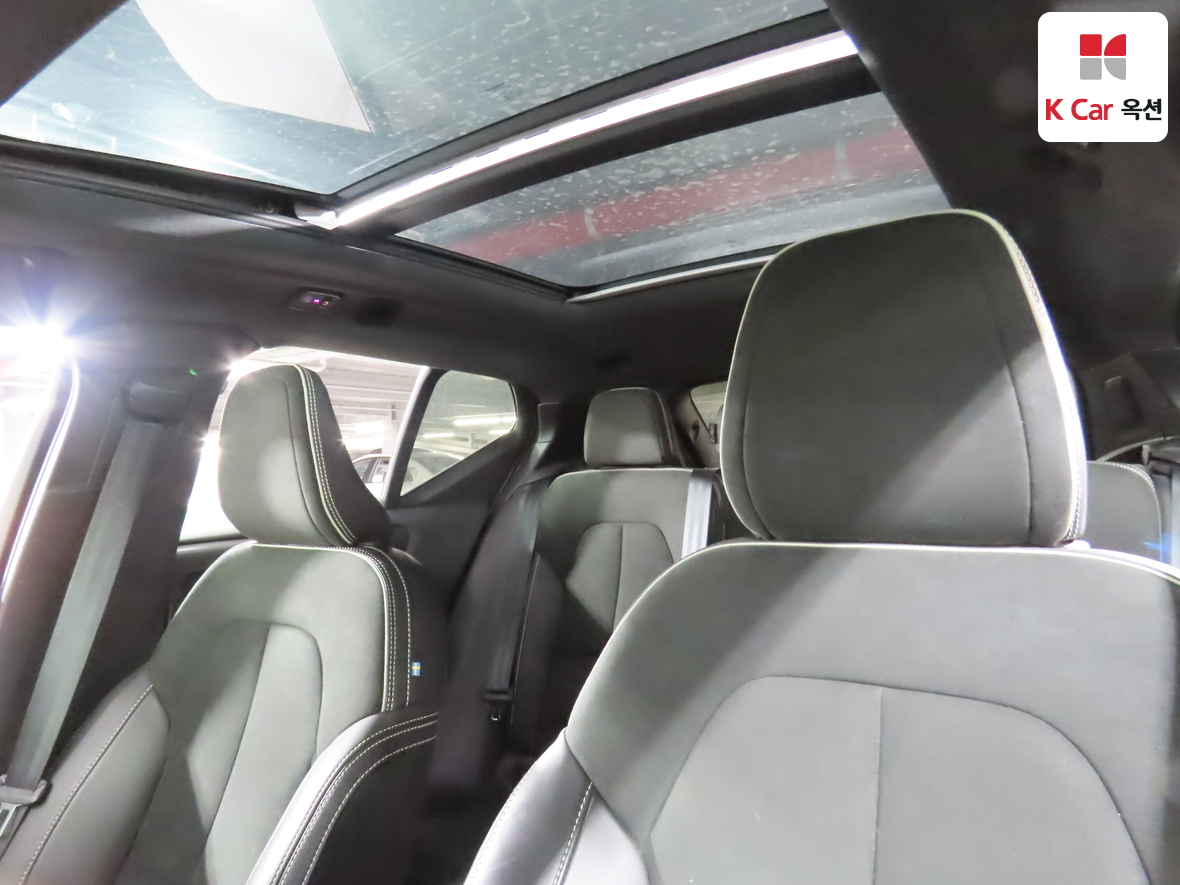 فولفو - XC40 - Image 19