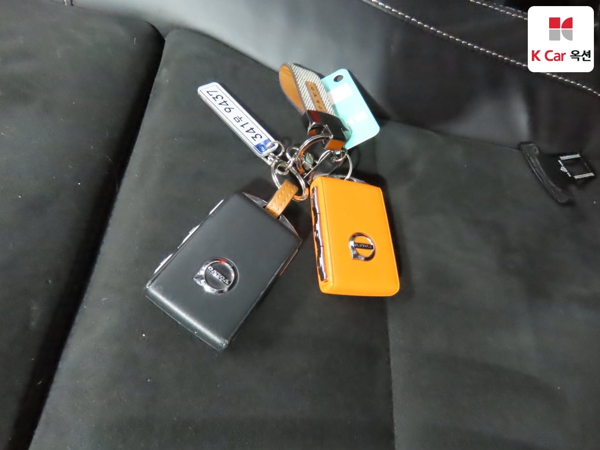 فولفو - XC40 - Image 17