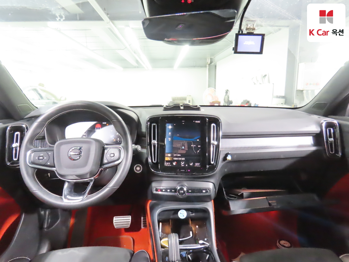 فولفو - XC40 - Image 3