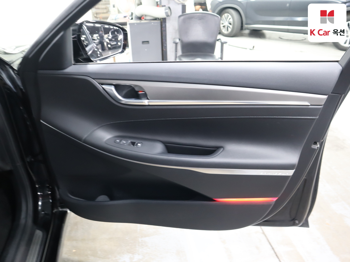 هيونداي - أزيرا - Image 30