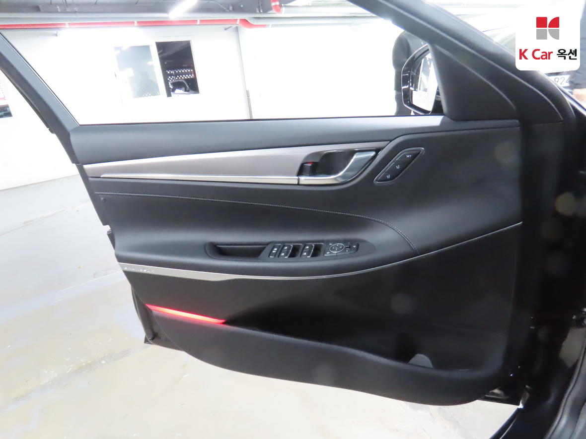 هيونداي - أزيرا - Image 8