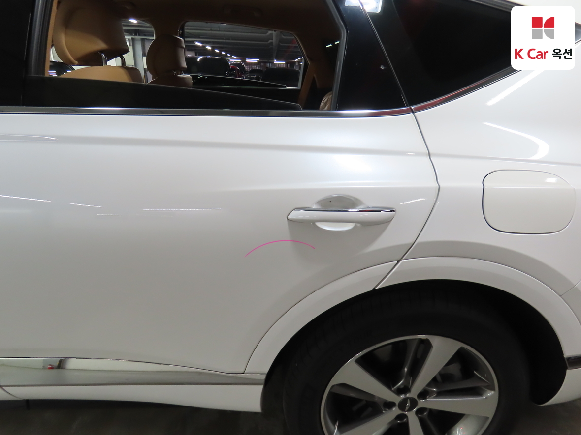 جينسس - GV80 - Image 40