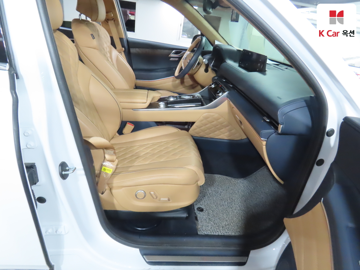 جينسس - GV80 - Image 32