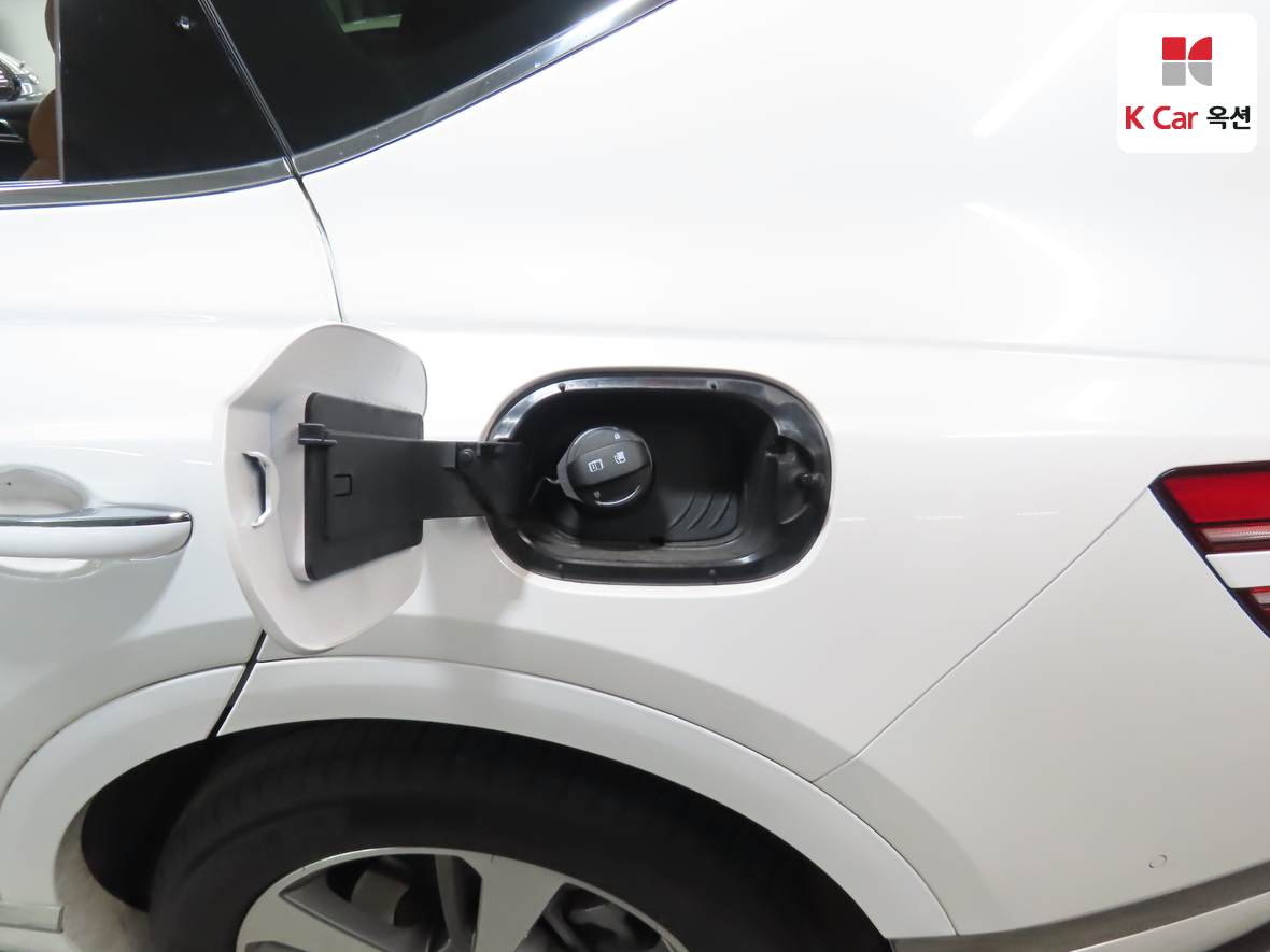 جينسس - GV80 - Image 25