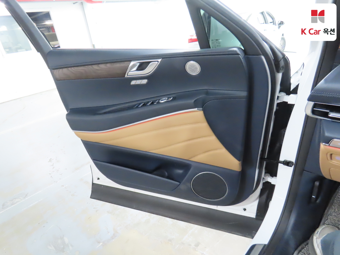 جينسس - GV80 - Image 8