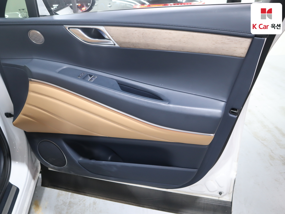 جينسس - GV80 - Image 29