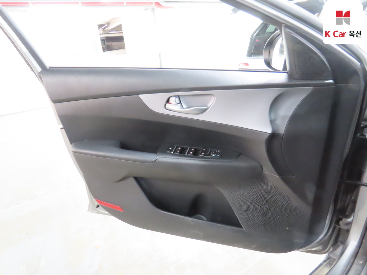 كيا - K3 - Image 8