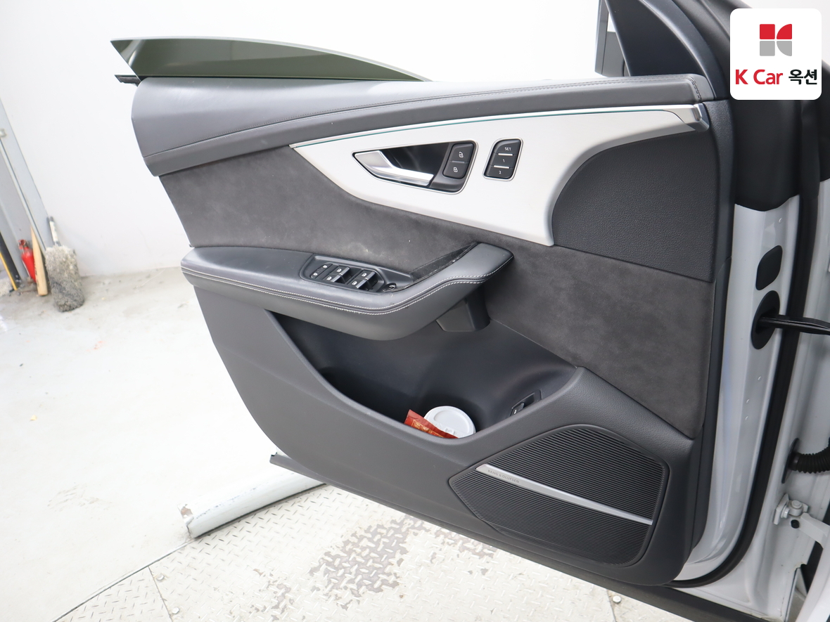 أودي - Q8 - Image 8