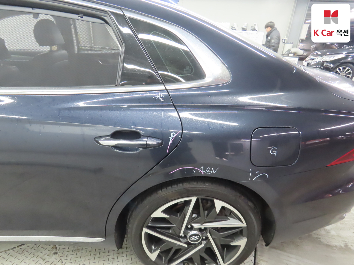 هيونداي - أزيرا - Image 38