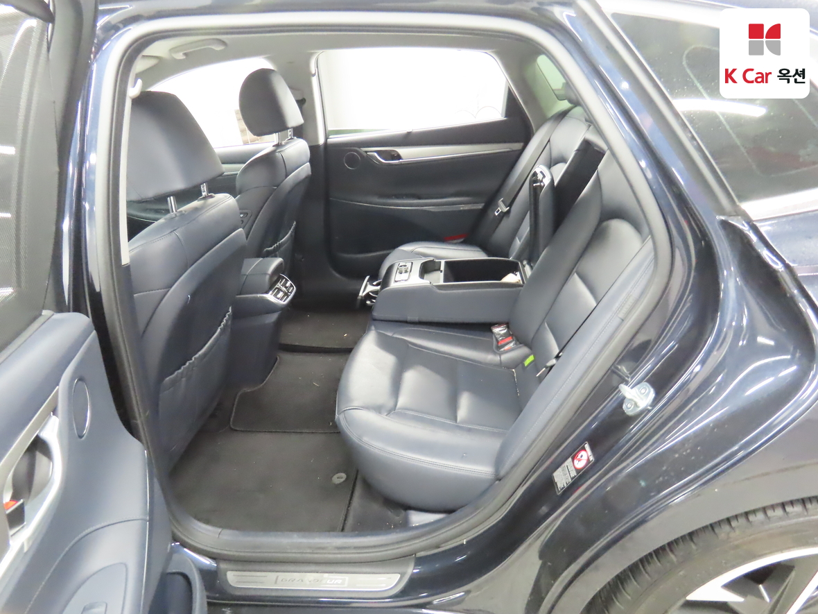 هيونداي - أزيرا - Image 24