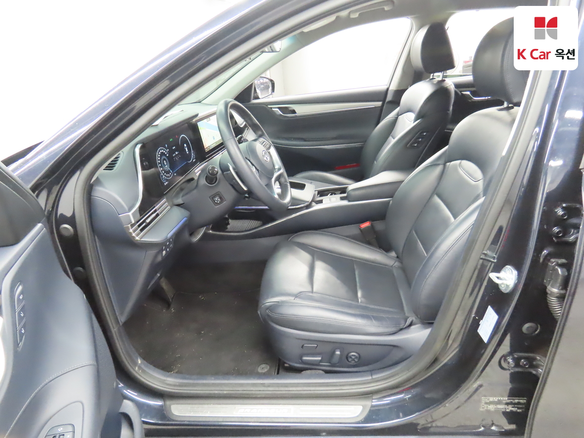 هيونداي - أزيرا - Image 19