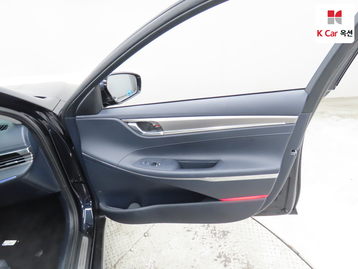 هيونداي - أزيرا - Image 31