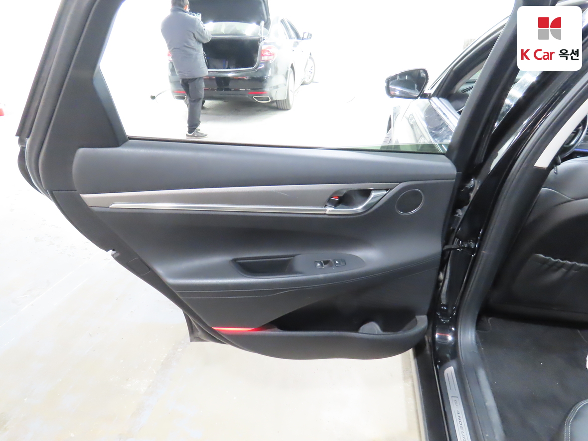 هيونداي - أزيرا - Image 23