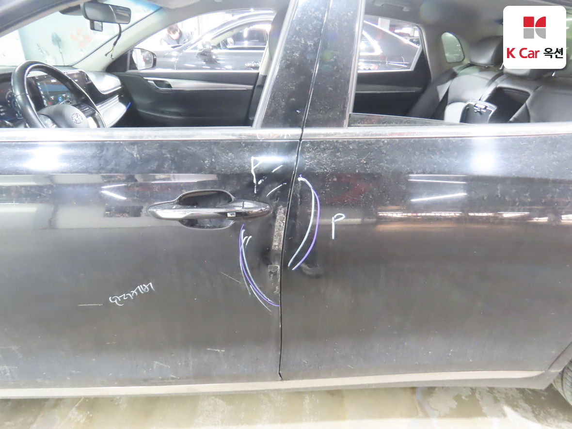 هيونداي - أزيرا - Image 38