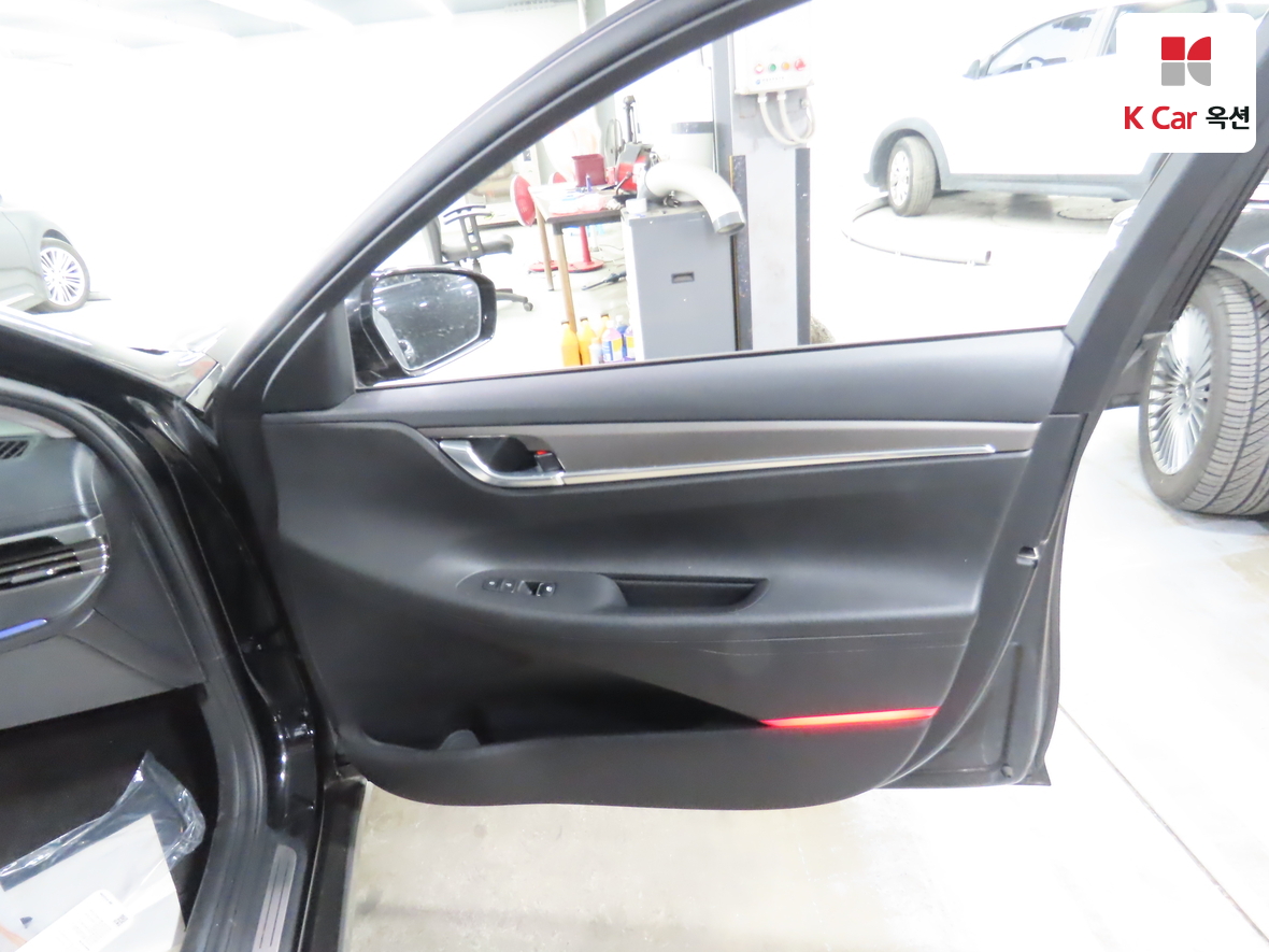 هيونداي - أزيرا - Image 30