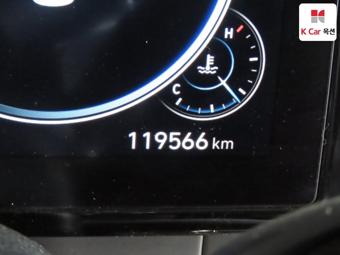 هيونداي - أزيرا - Image 4