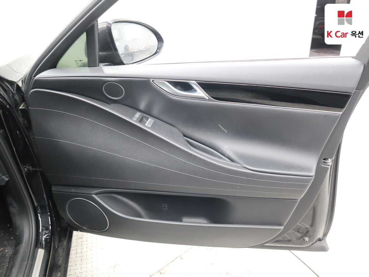 جينسس - G80 - Image 31