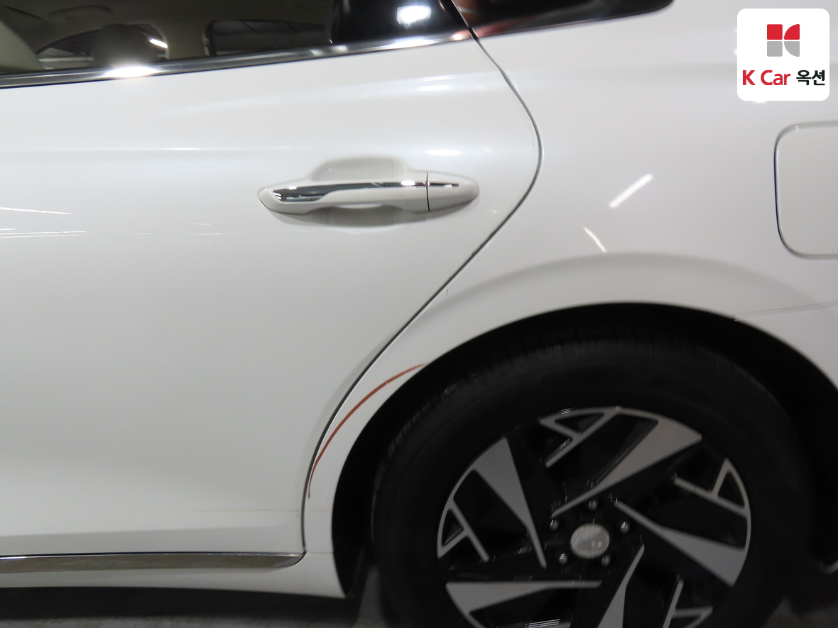 هيونداي - أزيرا - Image 41