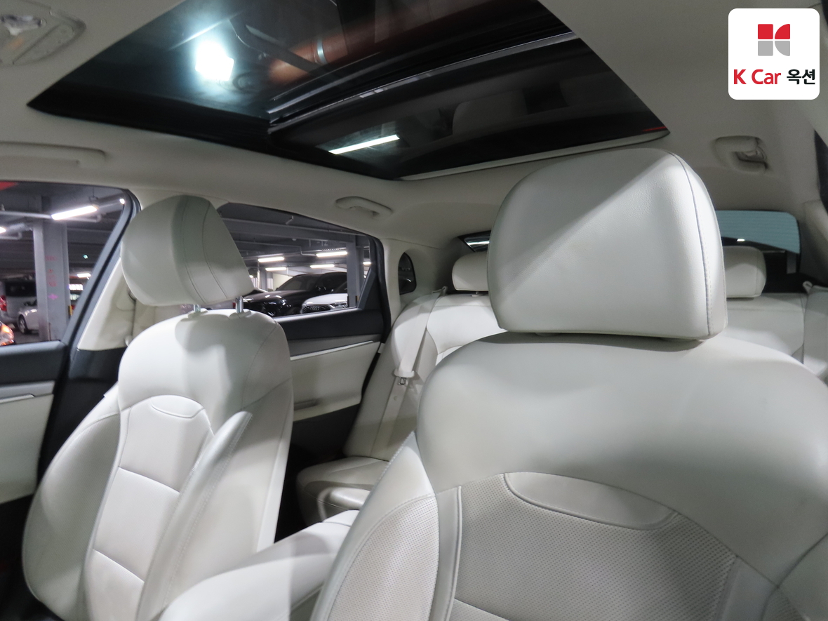 هيونداي - أزيرا - Image 19