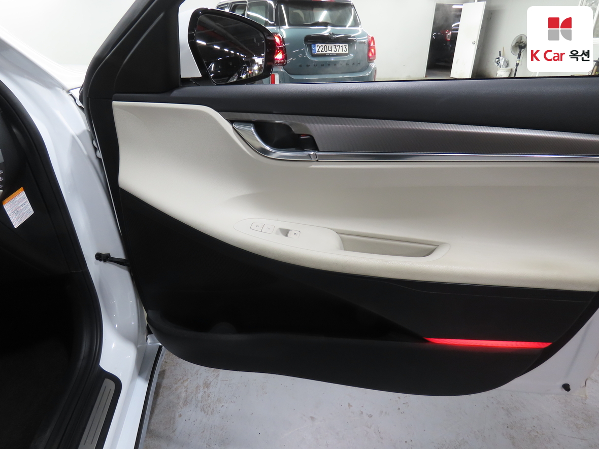 هيونداي - أزيرا - Image 31