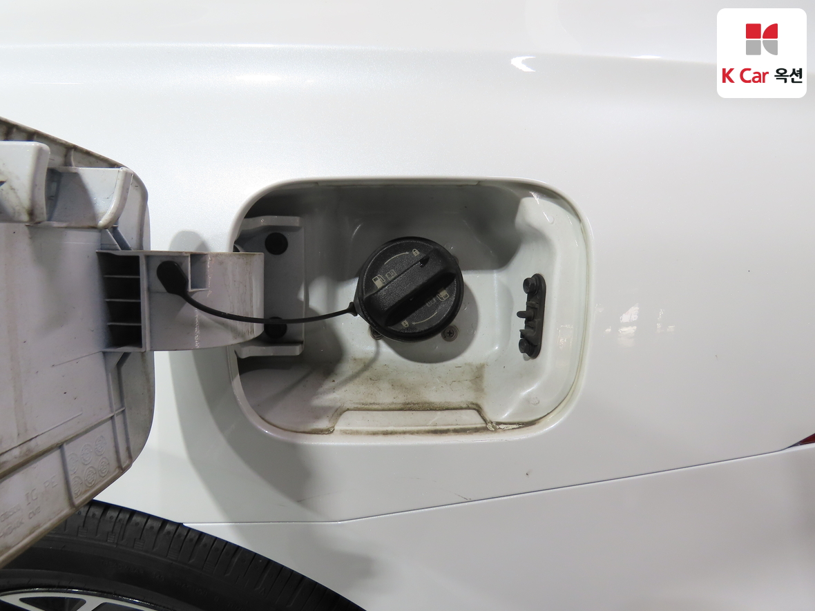 هيونداي - أزيرا - Image 26