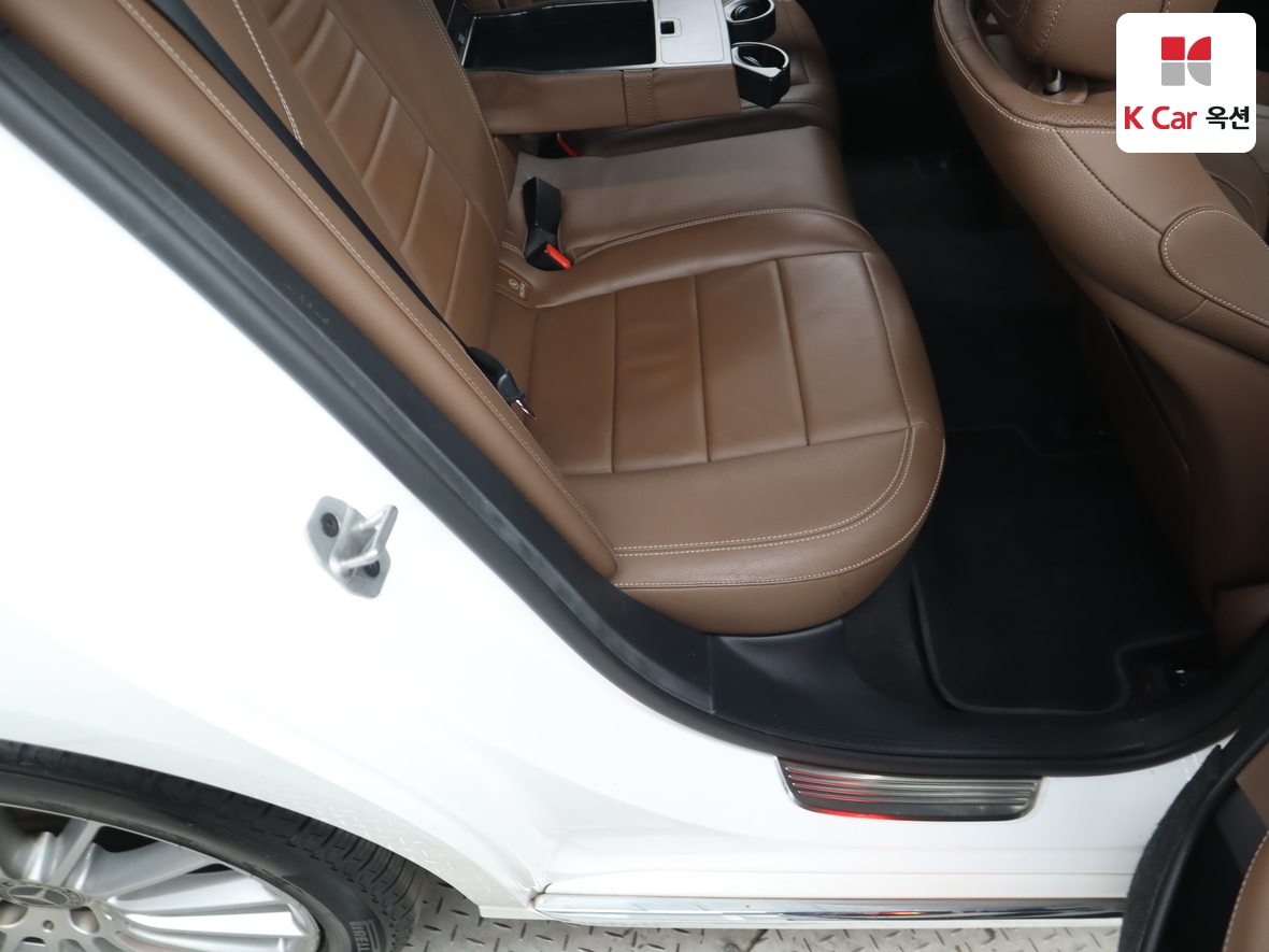 مرسيدس - E250 - Image 31