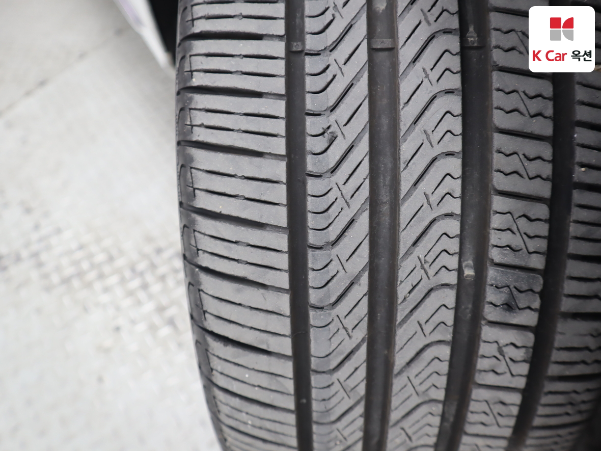 مرسيدس - E250 - Image 35