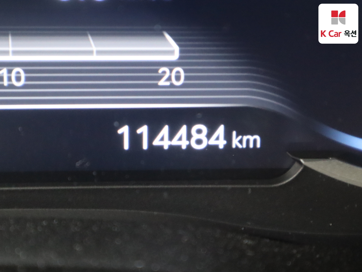 جينيسيس G80 2022 - صورة 4