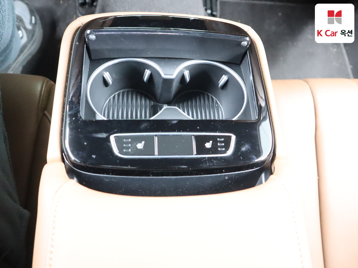 جينيسيس G80 2022 - صورة 24