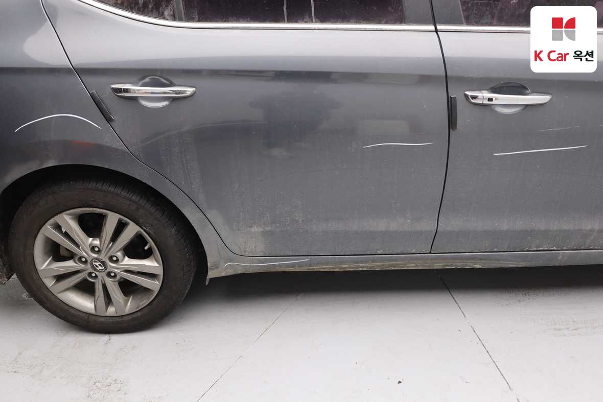 Hyundai Elantra 2016 - Image 37