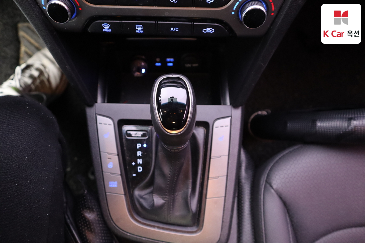 Hyundai Elantra 2016 - Image 15