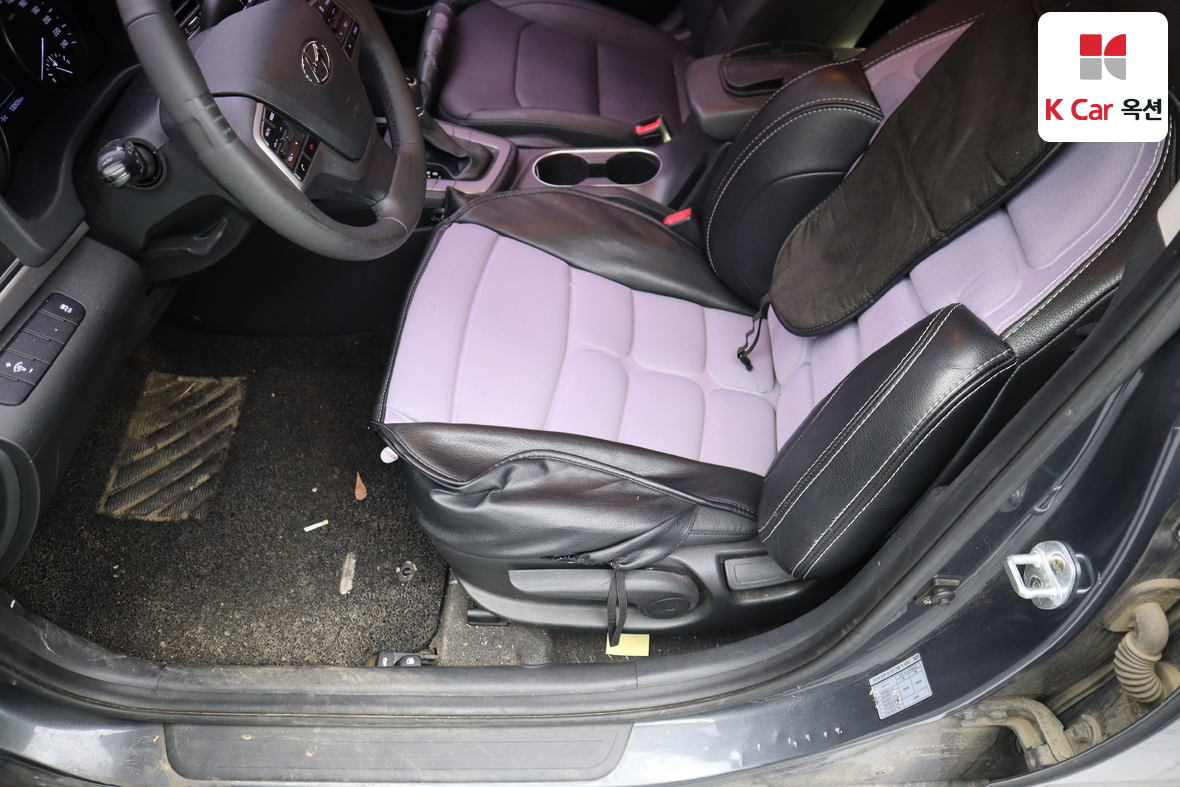 Hyundai Elantra 2016 - Image 18