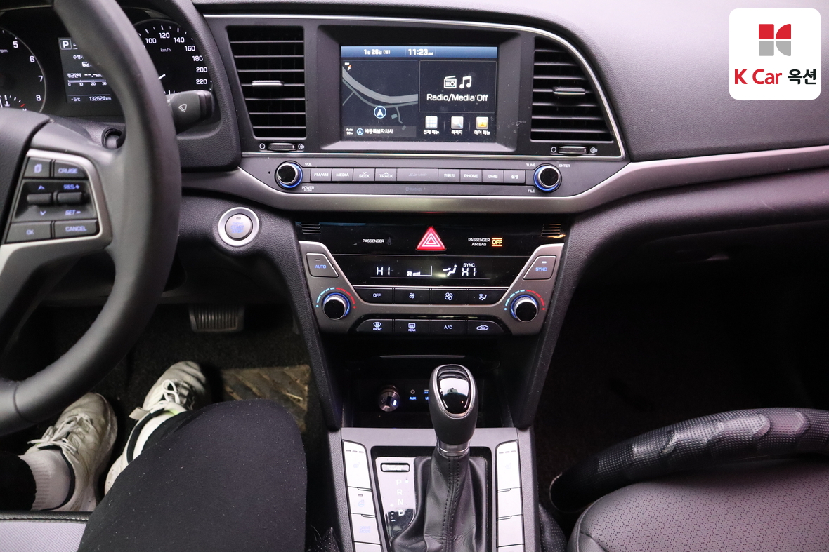 Hyundai Elantra 2016 - Image 6