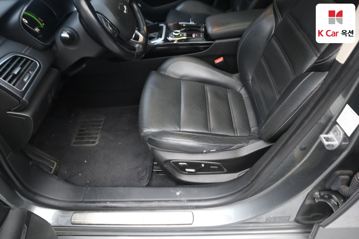 Renault Samsung SM6 2017 - Image 21