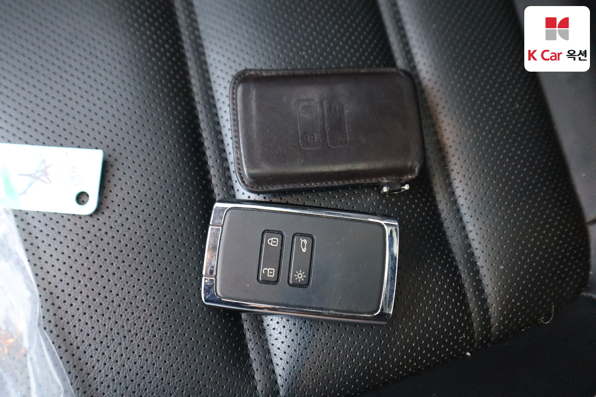 Renault Samsung SM6 2017 - Image 18